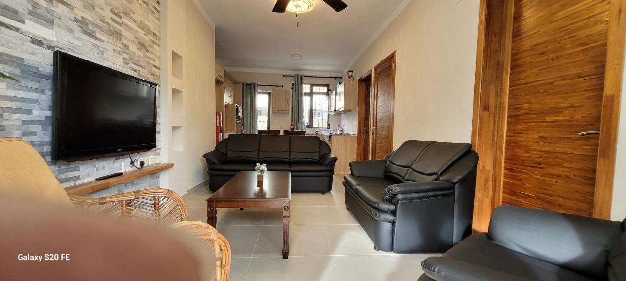Pearl Gate Residence, Aprt No2 Flic en Flac ภายนอก รูปภาพ